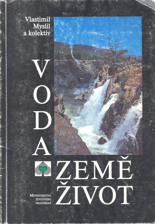 Voda, země, život