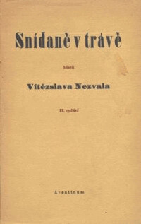 Snídaně v trávě.