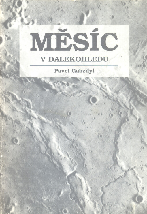 Měsíc v dalekohledu