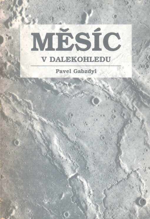 Měsíc v dalekohledu