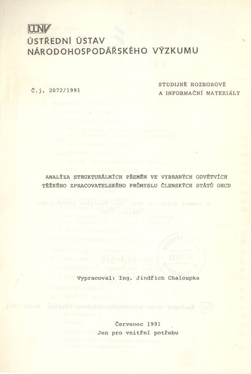 Analýza strukturálních přeměn ve vybraných odvětvích těžkého zpracovatelského průmyslu členských států OECD