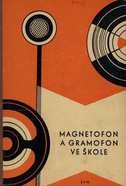 Magnetofon a gramofon ve škole