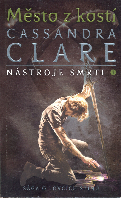 Nástroje smrti. 1, Město z kostí