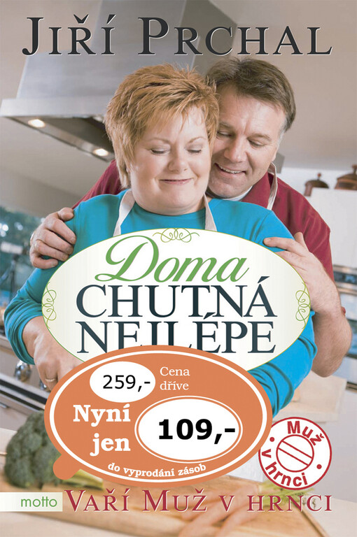 Doma chutná nejlépe : vaří muž v hrnci