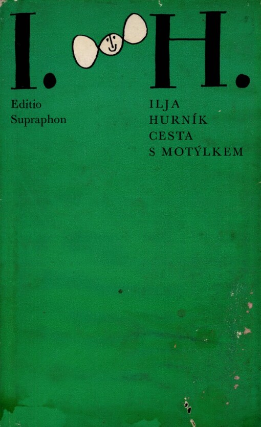 Cesta s motýlkem: o lidech u klavíru a kolem něho