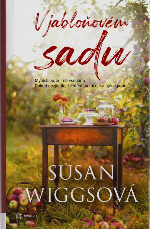 V jabloňovém sadu