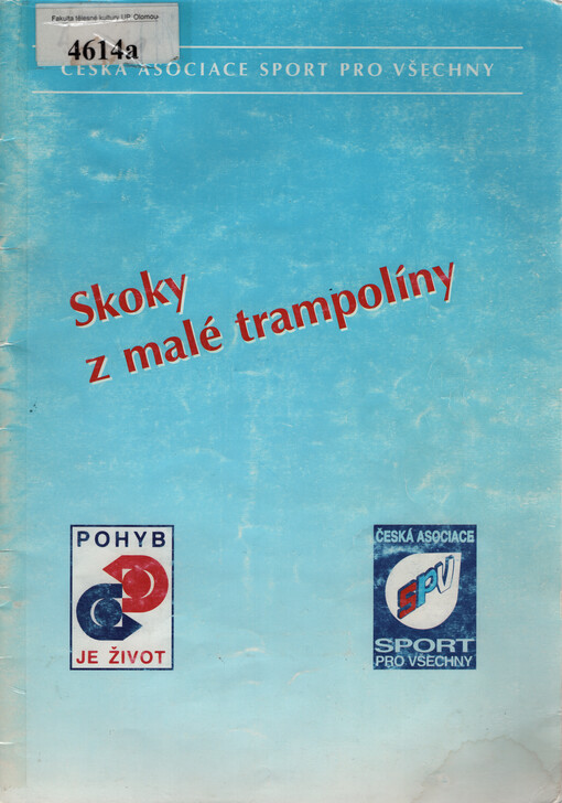 Skoky z malé trampolíny