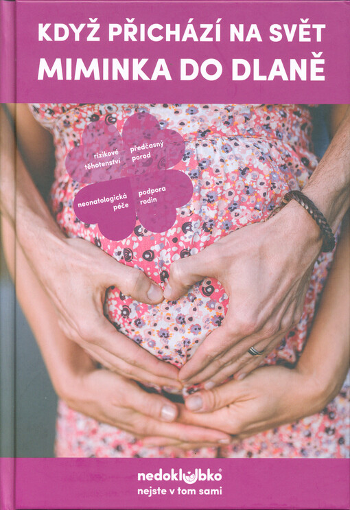Když přichází na svět miminka do dlaně