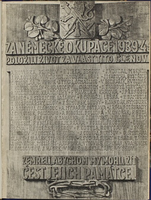 Památník persekvovaných příslušníků živnosti truhlářské, soustružnické a řezbářské 1939-1945