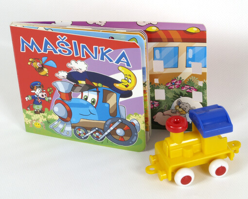 Mašinka (+ hračka (model lokomotivy))