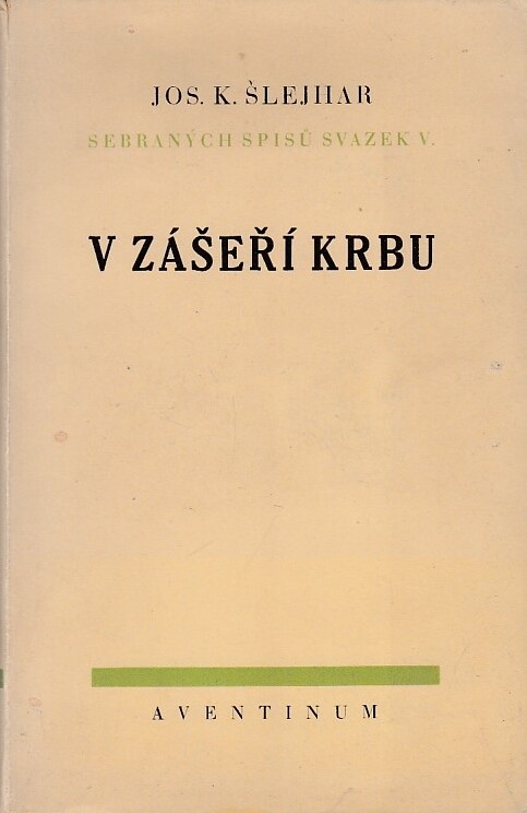 V zášeří krbu