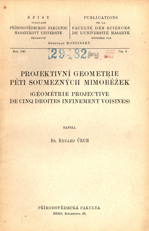 Projektivní geometrie pěti soumezných mimoběžek = Géométrie projective de cinq droites infinement voisines