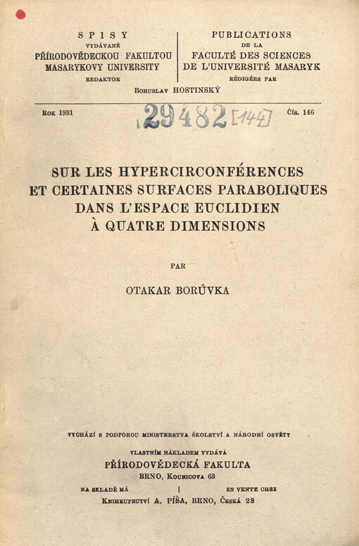 Sur les hypercirconférences et certaines surfaces paraboliques dans l'espace euclidien à quatre dimensions