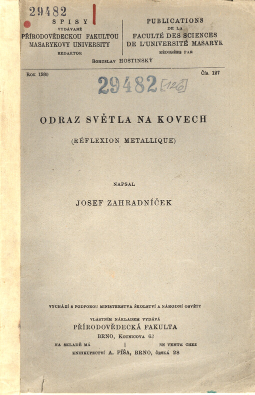 Odraz světla na kovech