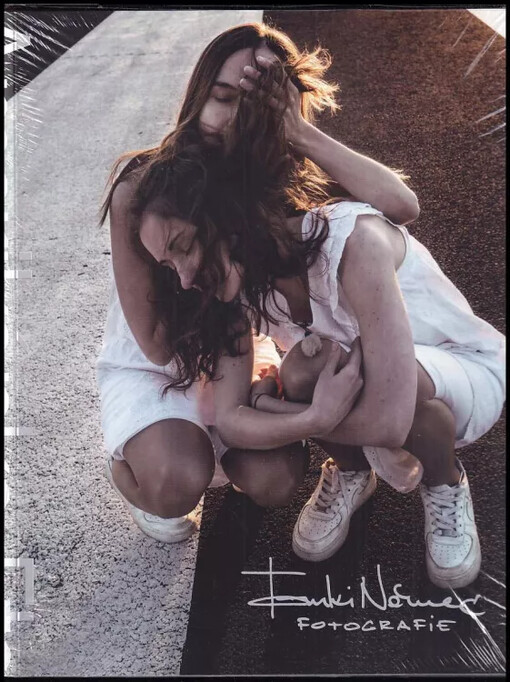 Amerikánka, Etc.