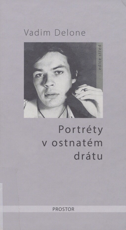 Portréty v ostnatém drátu