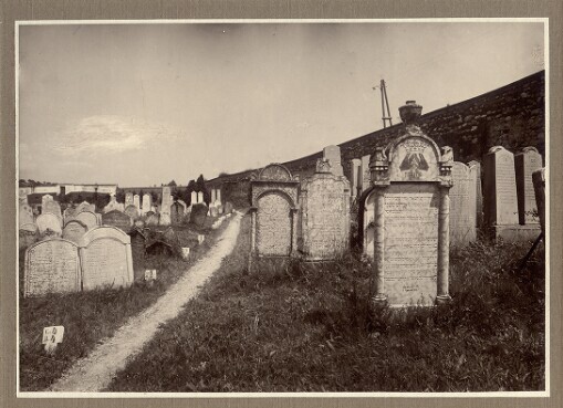 Hřbitov v Mikulově