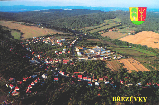 Březůvky : okres Zlín : celkový letecký pohled na obec