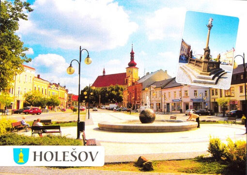 Holešov : náměstí Dr. E. Beneše v Holešově : morový sloup