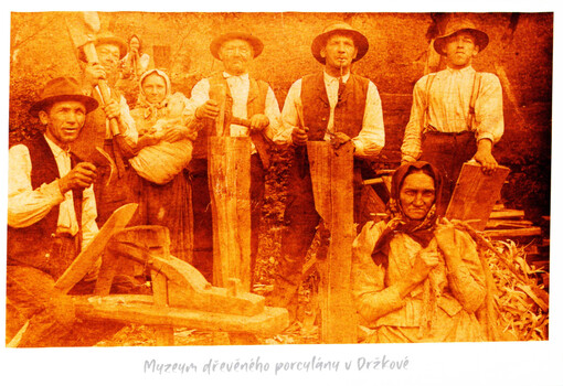 Muzeum dřevěného porculánu v Držkové