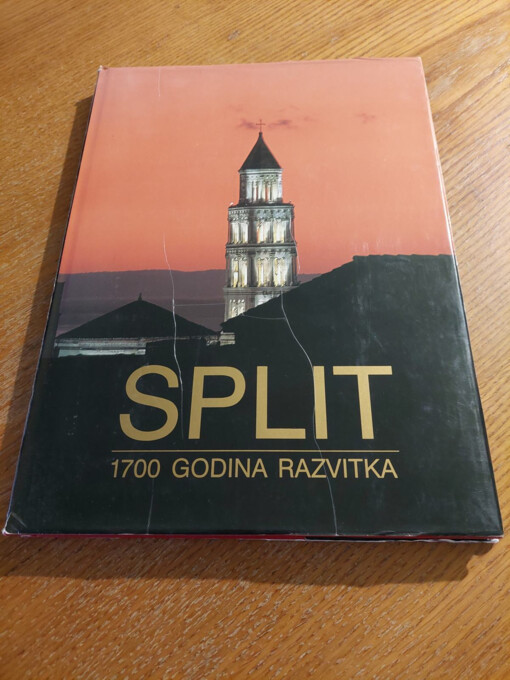 Split :1700 godina razvitka