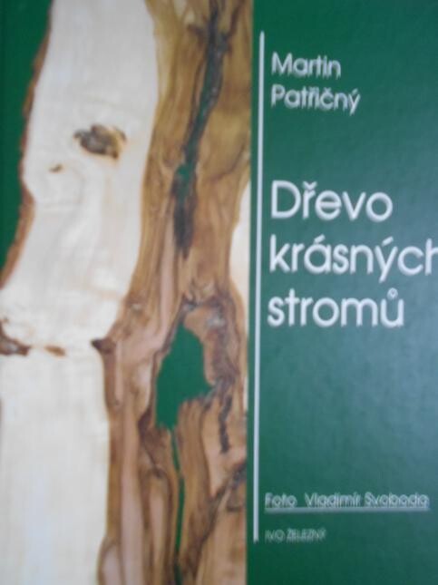 Dřevo krásných stromů