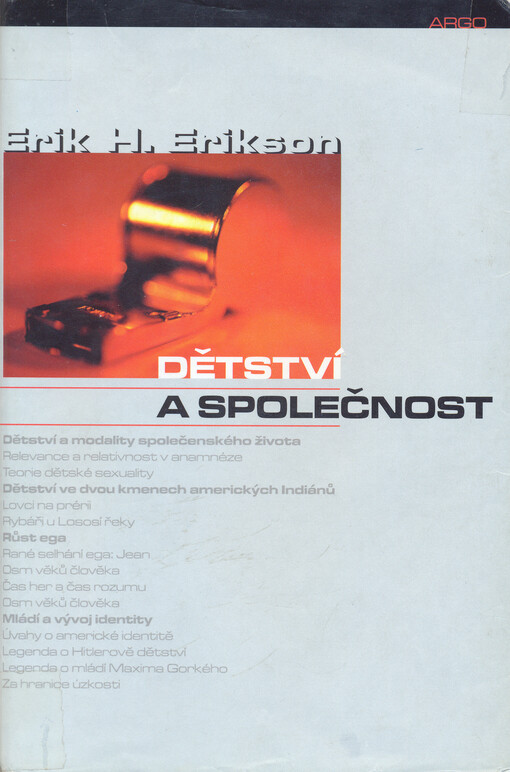 Dětství a společnost