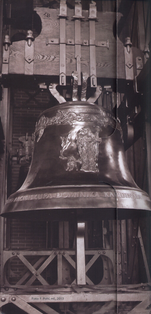 Zvonový soubor Katedrály sv. Víta, Václava a Vojtěcha =The Bells' collection of The Cathedral st. Vitus, Wenceslaus and Adalbert