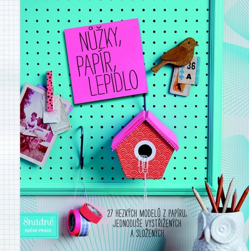 Nůžky, papír, lepidlo